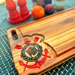 Tábua de Churrasco Personalizada CORINTHIANS | Tábua de Carne em Madeira com Porta Molho e Canaletas