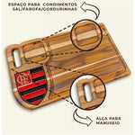 Tábua de Churrasco Personalizada com Escudo do Seu Time | Tábua de Carne em Madeira com Porta Molho e Canaletas