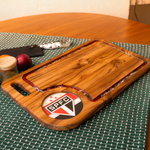 Tábua de Churrasco Resinada Personalizada SÃO PAULO | Madeira Teca Premium com Acabamento Alto Brilho